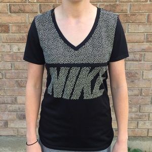 Nike athletic cut tee women’s S